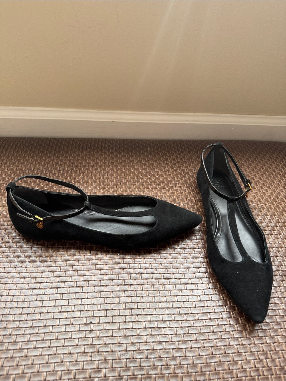 Tory Burch Black Pointed-Toe Ankle-Strap Flats